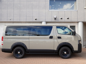 ハイエースバン新車一部改良後　ディーゼル四駆
