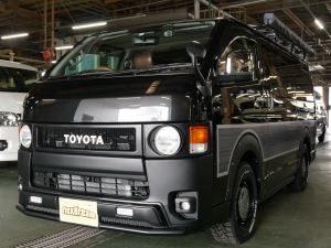 ハイエースＶディーゼル4WD　丸目カスタム　ネオクラシック