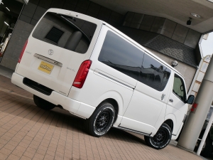 ハイエースバン新車一部改良後　ディーゼル四駆