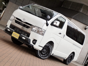 ハイエースバン新車一部改良後　ディーゼル四駆