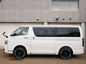 ハイエースバン新車一部改良後　ディーゼル四駆