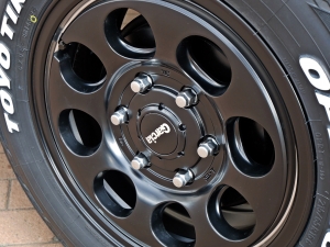 ハイエースバンディーゼル4WD　丸目カスタム　ネオクラシック
