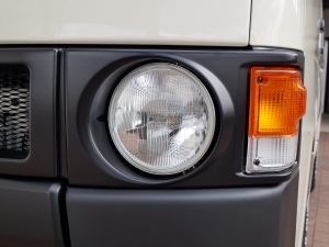 ハイエースバンディーゼル4WD　丸目カスタム　ネオクラシック