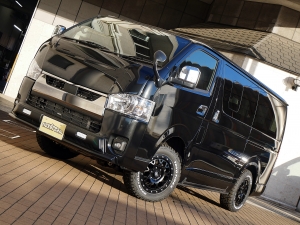 ハイエースバン新車アウトレット新車一部改良後　ディーゼル四駆