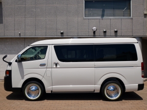 ハイエースワゴン１０人乗り　車中泊できる街乗り仕様車