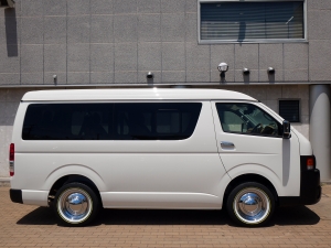 ハイエースワゴン１０人乗り　車中泊できる街乗り仕様車