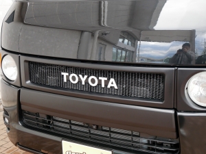 ハイエースバンディーゼル4WD　丸目カスタム　ネオクラシック