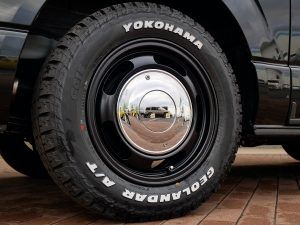 ハイエースバンディーゼル4WD　丸目カスタム　ネオクラシック