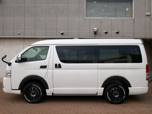 ハイエースワゴンキャンピング　車中泊できる街乗り仕様車