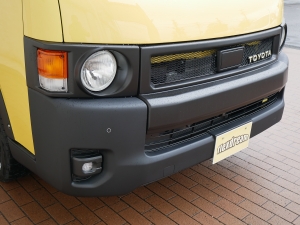 ハイエースワゴン丸目換装FD-classicカスタム　ヴァージニアイエロー