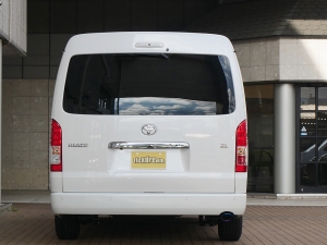 ハイエースワゴン１０人乗り　車中泊できる街乗り仕様車