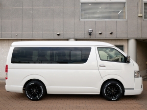 ハイエースワゴン１０人乗り　車中泊できる街乗り仕様車