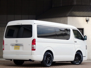 ハイエースワゴン１０人乗り　車中泊できる街乗り仕様車