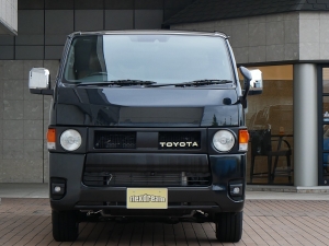 ハイエースバン新車一部改良後　ディーゼル四駆
