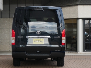 ハイエースバンディーゼル4WD　丸目カスタム　ネオクラシック