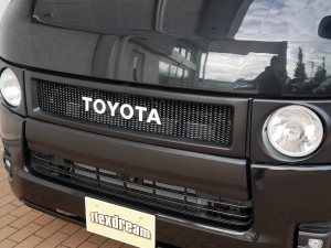 ハイエースバンディーゼル4WD　丸目カスタム　ネオクラシック
