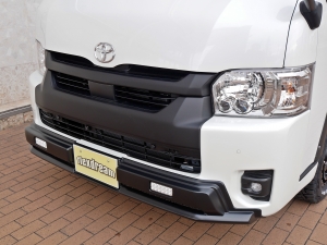 ハイエースバン新車アウトレットマイナーチェンジモデル バンライフカスタム