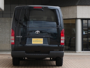 ハイエースバンDX　4WD　ディーゼル　丸目