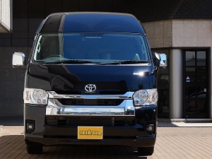 ハイエースバンスパロン　4WD　ディーゼル