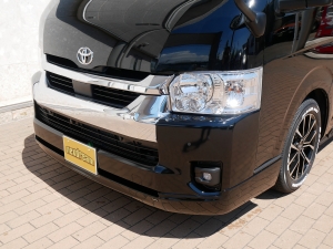ハイエースバンスパロン　4WD　ディーゼル
