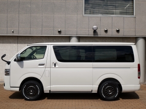 ハイエースバン新車一部改良後　ディーゼル四駆
