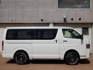 ハイエースバン新車一部改良後　ディーゼル四駆