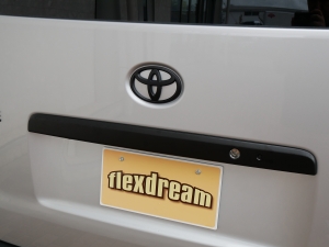 ハイエースバンディーゼル4WD　丸目カスタム　ネオクラシック