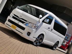 ハイエースワゴン１０人乗り　車中泊できる街乗り仕様車