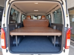 ハイエースバンディーゼル4WD　ベッドキット　車中泊