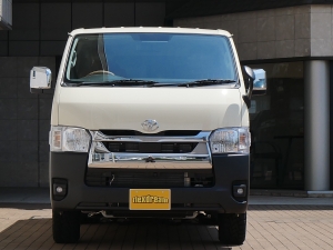 ハイエースバンディーゼル4WD　ベッドキット　車中泊