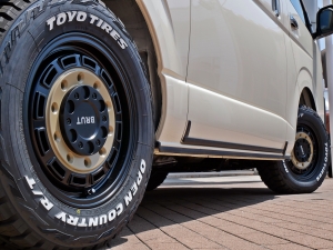 ハイエースバンディーゼル4WD　ベッドキット　車中泊