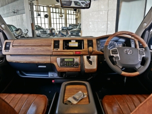 ハイエースバンディーゼル4WD　ベッドキット　車中泊