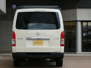 ハイエースバンディーゼル4WD　丸目カスタム　ネオクラシック