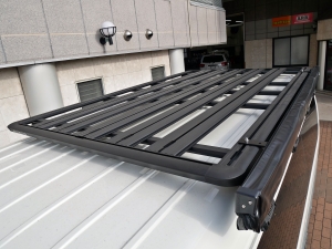 ハイエースワゴン１０人乗り　車中泊できる街乗り仕様車
