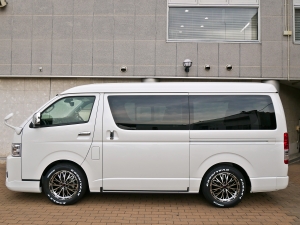 ハイエースワゴン１０人乗り　車中泊できる街乗り仕様車