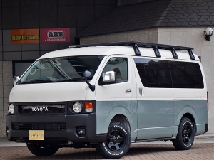 ハイエースバン新車アウトレットバンライフカスタム　ワイドバン