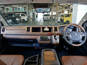 ハイエースバン新車アウトレットバンライフカスタム　ワイドバン