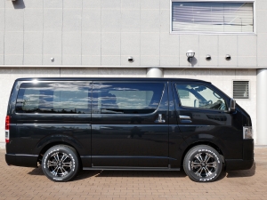 ハイエースバン新車一部改良後　ディーゼル四駆