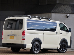 ハイエースバンディーゼル4WD　RAYS　スーパーGL