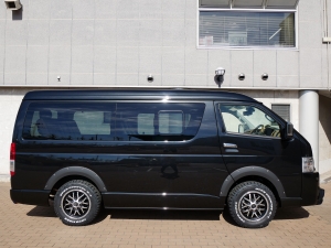 ハイエースワゴン１０人乗り　車中泊できる街乗り仕様車