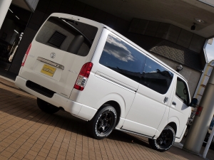 ハイエースバン新車一部改良後　ディーゼル四駆