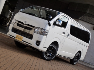 ハイエースバン新車一部改良後　ディーゼル四駆