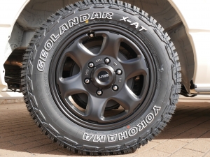 ハイエースバンディーゼル4WD　丸目カスタム　ネオクラシック