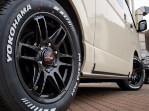 ハイエースバンディーゼル4WD　カスタムコンプリート