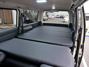 ハイエースバンディーゼル4WD　カスタムコンプリート