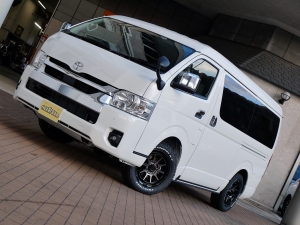 ハイエースワゴン１０人乗り　車中泊できる街乗り仕様車