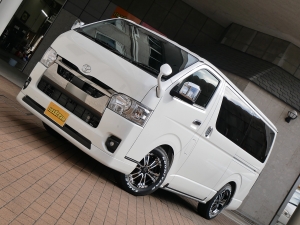 ハイエースバン新車一部改良後　ディーゼル四駆