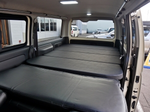 ハイエースバンディーゼル4WD　カスタムコンプリート