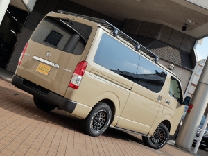 ハイエースバンディーゼル4WD　アースカラーパッケージ４Ｖ６ベージュ
