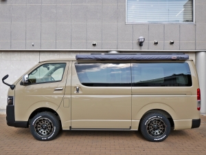ハイエースバンディーゼル4WD　アースカラーパッケージ４Ｖ６ベージュ